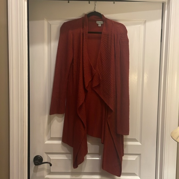 BUNDLE of 3 cardigans, maroon, brown and tan. - Picture 6 of 6